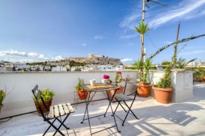 Acropolis Penthouse with 50mbps WIFI